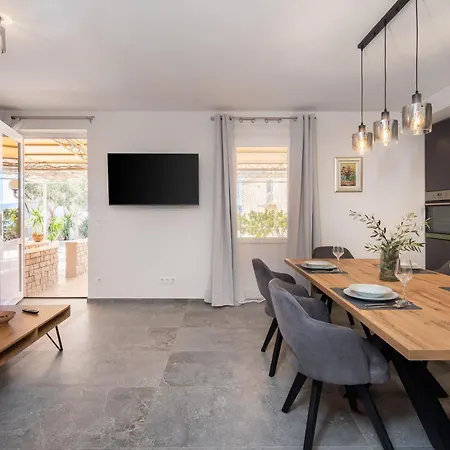 Beach Apartments Croatia Ll Duce Exterior photo